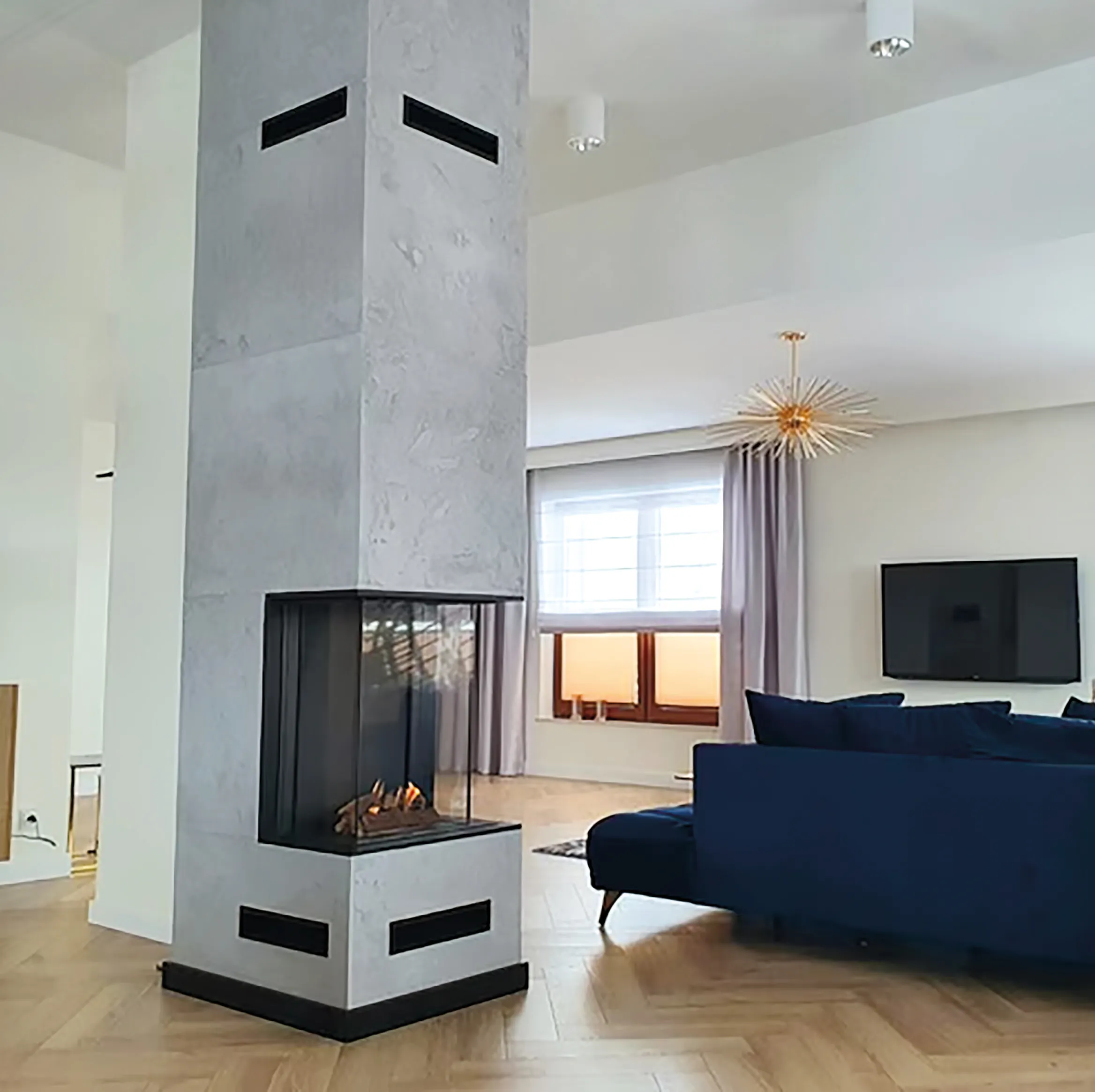 Foyer fonte Kratki installé par Flammes & Cie, solution de chauffage performante pour la maison